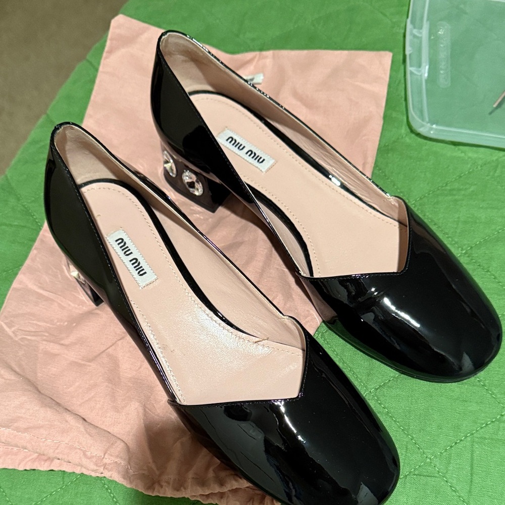 Miu Miu Glossy Black Heels with Pink Accents